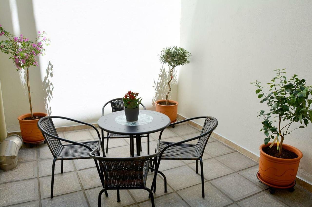 Quiet Urban With Private Backyard * Soluň